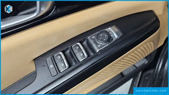 KIA CARNIVAL DIESEL 9-SEATER PRESTIGE