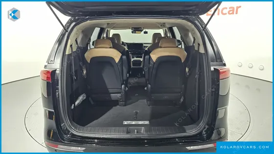 KIA CARNIVAL DIESEL 9-SEATER PRESTIGE