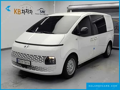 HYUNDAI STARIA CARGO 5-SEATER