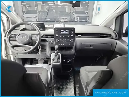 HYUNDAI STARIA CARGO 5-SEATER