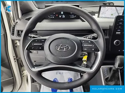HYUNDAI STARIA CARGO 5-SEATER