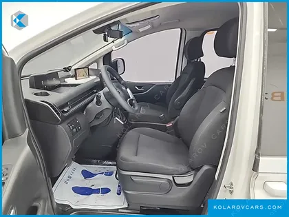 HYUNDAI STARIA CARGO 5-SEATER