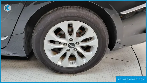 KIA K8 2.5 GASOLINE 2WD