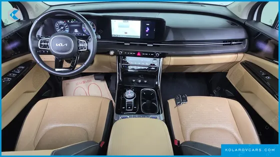 KIA CARNIVAL DIESEL 9-SEATER SIGNATURE