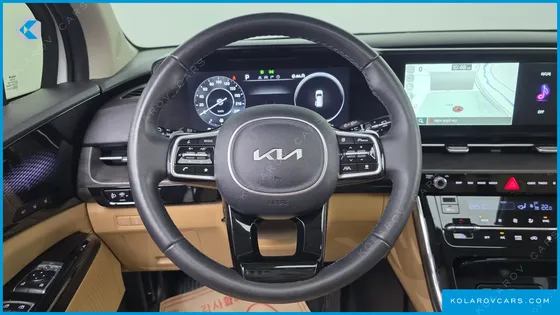 KIA CARNIVAL DIESEL 9-SEATER SIGNATURE