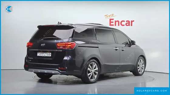 KIA CARNIVAL 9-SEATER NOBLESSE SPECIAL