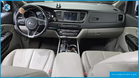 KIA CARNIVAL 9-SEATER NOBLESSE SPECIAL