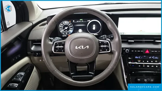 KIA CARNIVAL DIESEL 7-SEATER SIGNATURE