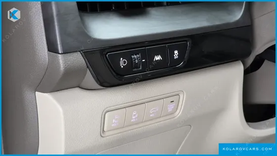 KIA CARNIVAL DIESEL 7-SEATER SIGNATURE