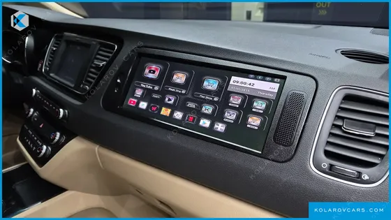 KIA CARNIVAL 9-SEATER HI-LIMOUSINE