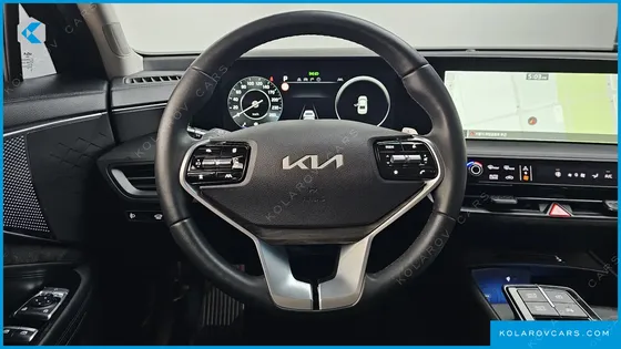 KIA K8 2.5 GASOLINE 2WD