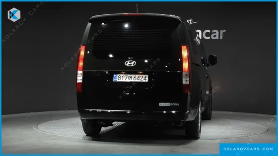 HYUNDAI STARIA CARGO 3-SEATER