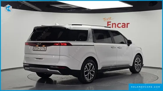 KIA CARNIVAL DIESEL 9-SEATER PRESTIGE
