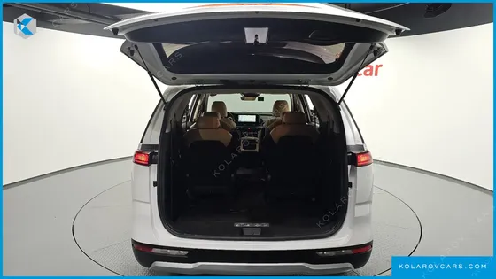 KIA CARNIVAL DIESEL 9-SEATER PRESTIGE