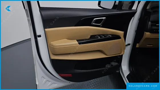 KIA CARNIVAL DIESEL 9-SEATER PRESTIGE