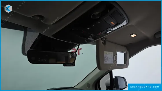 KIA CARNIVAL DIESEL 9-SEATER PRESTIGE