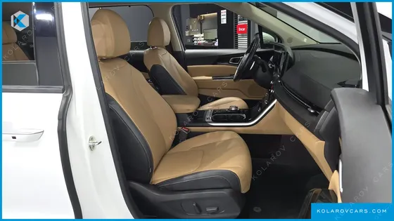 KIA CARNIVAL DIESEL 7-SEATER NOBLESSE