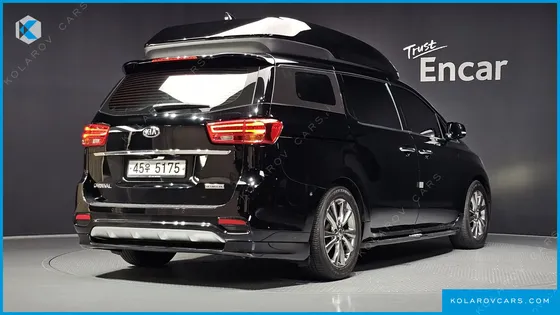 KIA CARNIVAL 9-SEATER HI-LIMOUSINE