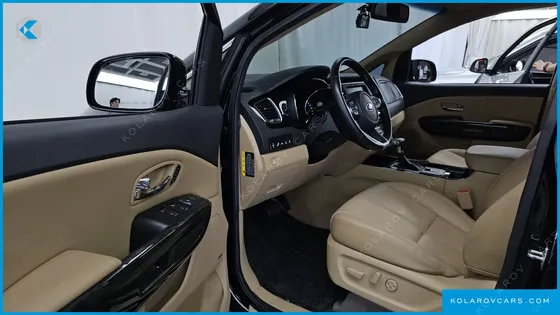 KIA CARNIVAL 9-SEATER HI-LIMOUSINE