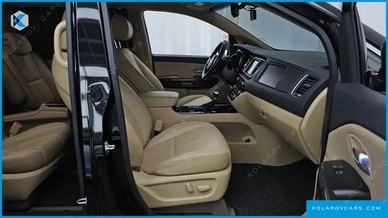 KIA CARNIVAL 9-SEATER HI-LIMOUSINE