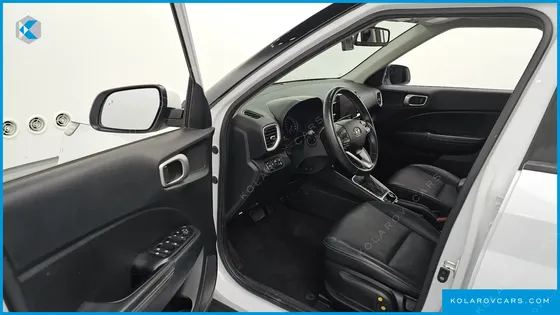 HYUNDAI VENUE 1.6 MODERN