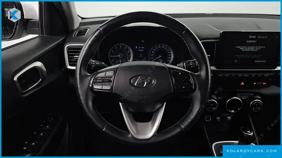 HYUNDAI VENUE 1.6 MODERN