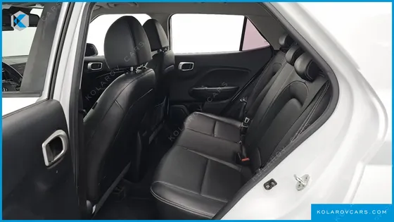 HYUNDAI VENUE 1.6 MODERN