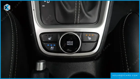 HYUNDAI VENUE 1.6 MODERN