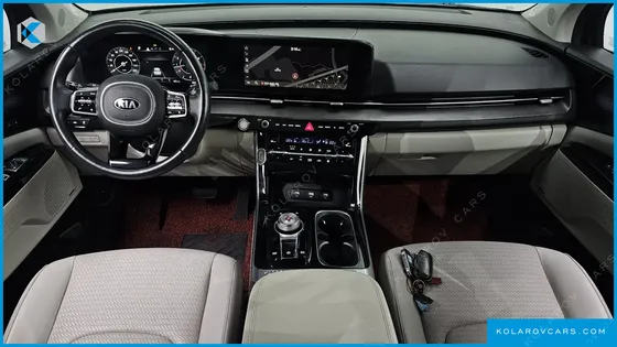 KIA CARNIVAL GASOLINE 7-SEATER SIGNATURE