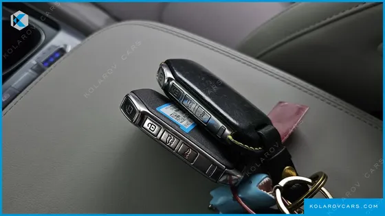 KIA CARNIVAL GASOLINE 7-SEATER SIGNATURE