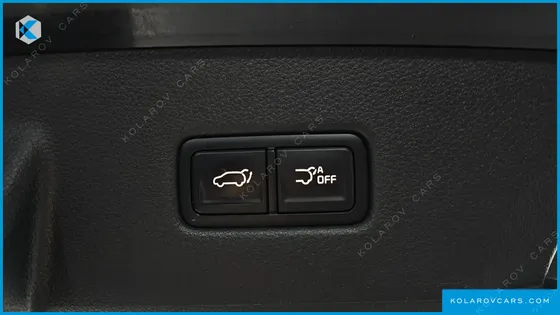 KIA CARNIVAL GASOLINE 7-SEATER SIGNATURE