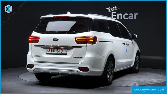 KIA CARNIVAL 7-SEATER LIMOUSINE