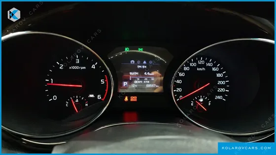 KIA CARNIVAL 7-SEATER LIMOUSINE