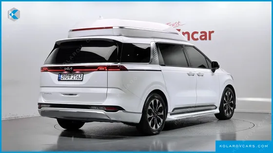 KIA CARNIVAL GASOLINE 9-SEATER HI-LIMOUSINE
