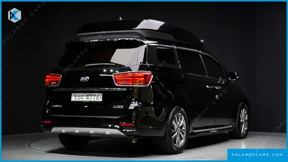 KIA CARNIVAL 9-SEATER HI-LIMOUSINE
