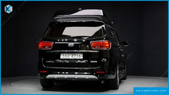 KIA CARNIVAL 9-SEATER HI-LIMOUSINE
