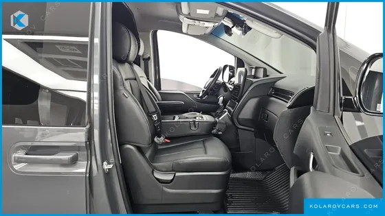HYUNDAI STARIA L3.5 CARGO 3-SEATER