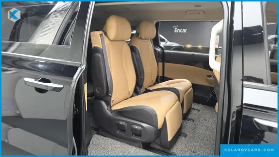 KIA CARNIVAL GASOLINE 7-SEATER NOBLESSE