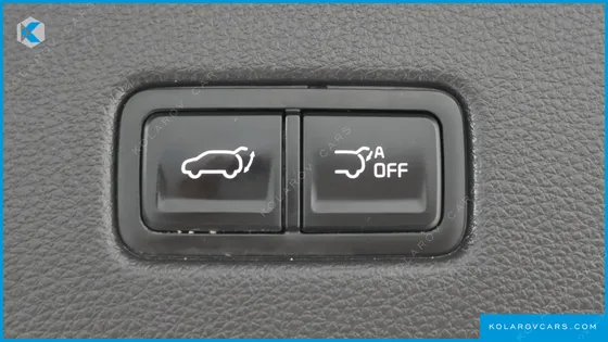 KIA CARNIVAL GASOLINE 7-SEATER NOBLESSE
