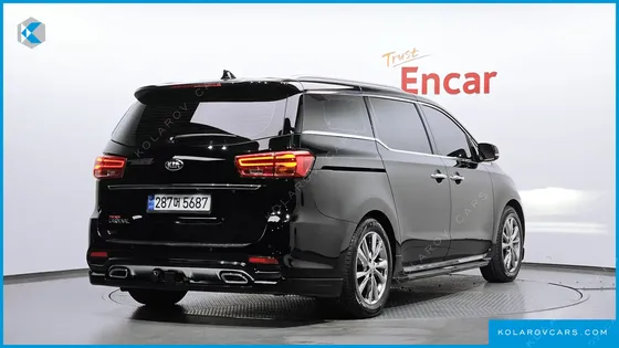 KIA CARNIVAL 9-SEATER NOBLESSE SPECIAL