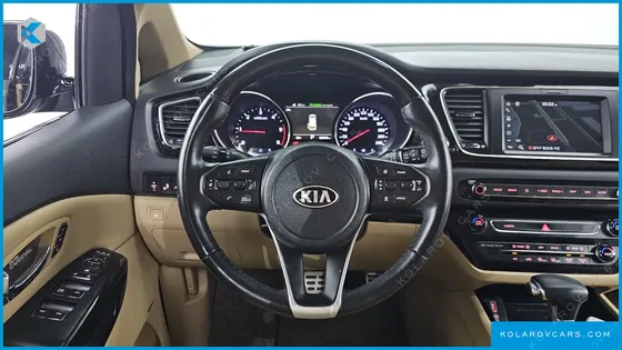 KIA CARNIVAL 9-SEATER NOBLESSE SPECIAL