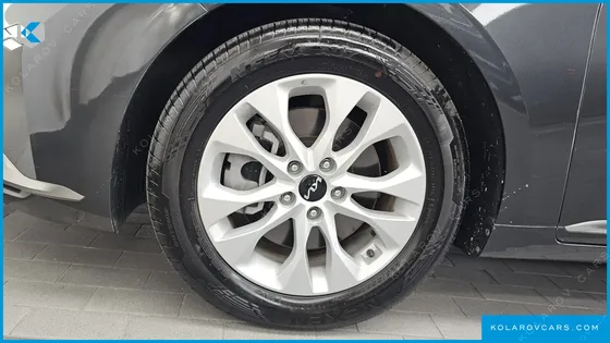 KIA K8 2.5 GASOLINE 2WD