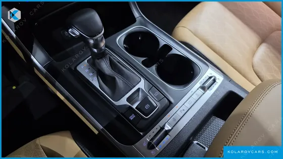 KIA CARNIVAL DIESEL 9-SEATER PRESTIGE