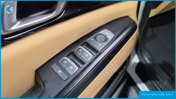 KIA CARNIVAL DIESEL 9-SEATER PRESTIGE