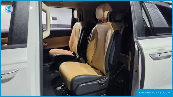 KIA CARNIVAL DIESEL 9-SEATER PRESTIGE