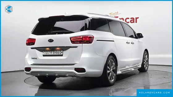 KIA CARNIVAL 9-SEATER NOBLESSE SPECIAL