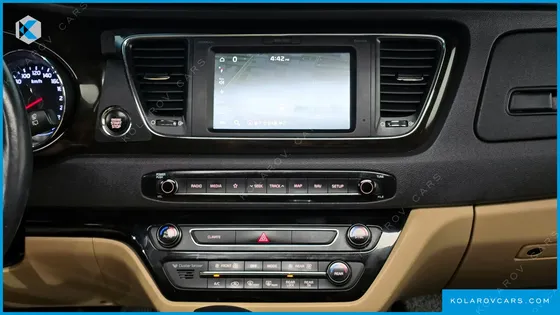 KIA CARNIVAL 9-SEATER NOBLESSE SPECIAL