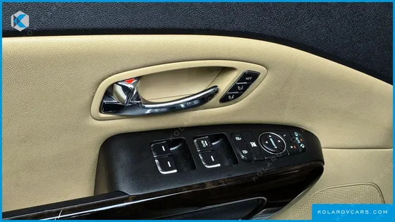 KIA CARNIVAL 9-SEATER NOBLESSE SPECIAL
