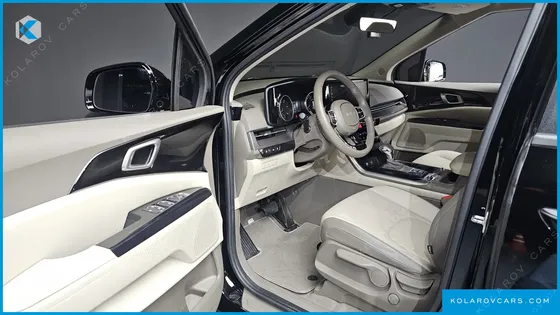KIA CARNIVAL DIESEL 9-SEATER PRESTIGE