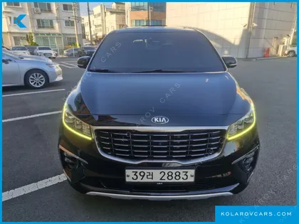 KIA CARNIVAL 7-SEATER LIMOUSINE